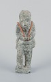 Grønlandica, ældre fanger med sæl på ryggen, fedtstenskulptur.