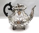 Lundin Antique presents: Germany. Julius Lemor, Breslau. Large silver teapot (800). Height 21 cm. Length 23 cm. ...