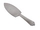 Georg Jensen Pyramid sterling silver
Large cake spade 23.1 cm. from 1932