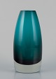 Tamara Aladin (1932-2019) for Riihimäen Lasi, Finland. Art glass vase in 
turquoise.