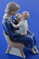 Klits Antik 
presents: 
B&G 
figurine 2262 
Happy family