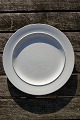 Antikkram 
presents: 
Blue Line 
Danish faience 
porcelain by 
Royal 
Copenhagen. 
Luncheon 
plates 21cm