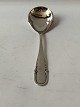 Sugar spoon / Marmalade spoon #Ansgar Silver
From Toxsværd
Length approx. 13.3 cm