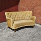 Overpolstret 
velour sofa