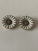 Antik Huset 
presents: 
Marguerite 
ear clip in 
sterling 
silver, stamped 
925 silver AM