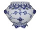 Blue Fluted Full Lace
Small vase with snails from 1898-1923