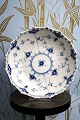 Royal Copenhagen Mussel painted full lace bowl. RC RC#1/1020. 
With a small edge cut !