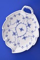 Klits Antik 
presents: 
Royal 
Copenhagen Blue 
fluted plain 
Large dish 145