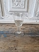 Karstens Antik 
presents: 
19th 
century wine 
glass on stem 
with button, 
solid-blasted 
bowl with 
fluted bottom