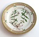 Lundin Antique 
presents: 
Royal 
Copenhagen, 
Flora Danica. 
Cake plate. 
Design # 3552. 
Diameter 14 cm. 
(1 ...