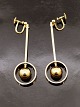 Middelfart 
Antik presents: 
Ole 
Lynggaard 14 
carat gold 
earrings