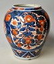 Pegasus – Kunst 
- Antik - 
Design 
præsenterer: 
Imari 
krukke, 19. 
årh. Japan.