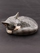 Middelfart 
Antik presents: 
Royal 
Copenhagen 
sleeping cat 
422