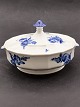 Middelfart 
Antik presents: 
Royal 
Copenhagen Blue 
Flower in a 
dish 10/8535