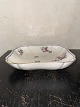 Reutemann Antik 
presents: 
Floral-
painted 
porcelain dish 
from Sèvres
