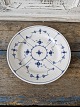 Karstens Antik 
presents: 
Royal 
Copenhagen Blue 
Fluted lunch 
plate 21 cm. 
1850-98
