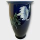 Moster Olga - 
Antik og Design 
presents: 
Bing & 
Grondahl
Vase
#8712/450
DKK 900