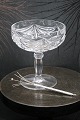 K&Co. presents: 
Old 
champagne whisk 
in silver, 
stamped 925. 
Can be hung on 
a chain and 
pushed out to a 
small ...