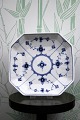 K&Co. presents: 
Antique 
Royal 
Copenhagen Blue 
Fluted Plain 
Saucer 
from the year 
1898-1923.
RC# 1/231...