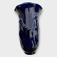 Moster Olga - 
Antik og Design 
präsentiert: 
Michael 
Andersen
Blaue Vase
675 DKK