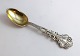 Lundin Antique 
präsentiert: 
Michelsen. 
Gedenklöffel 
21. September 
1888-1913. 
Silber (830). 
Mit 
Originalverpackung