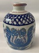 Royal Copenhagen, Tenera flacon in faience.
Dec. No. 415 / 2918.