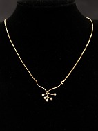 14 carat gold necklace with pearls