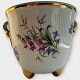 Urtepotteskjuler med blomster
175kr