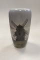 Royal 
Copenhagen Vase 
med Mølle No. 
1851/1049