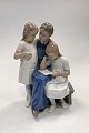 Bing og 
Grøndahl Figur 
- Mor med sine 
Piger No. 1910