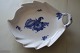 Royal Copenhagen (RC) (blad-)fad
Blå blomst
1. sortering
NR.: 10/8002
L: 23cm
B: 18cm