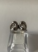 14 carat ladies ring in solid white gold.
Ring size 56.