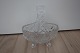 ViKaLi 
presents: 
An old 
bowl made of 
crystal glass 
With 4 feet 
and a handle
L: 13cm
H: 15cm
A beautiful 
...