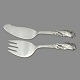 Antik 
Damgaard-
Lauritsen 
presents: 
Cohr; A 
fish serving 
set of sterling 
silver