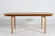 Stari Antik 
presents: 
Hans J. 
Wegner
Dinner table 
of solid oak