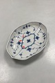 Danam Antik 
presents: 
Royal 
Copenhagen Blue 
Fluted Plain 
Dish No. 147