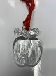 Glass hanging apple, Bertil Vallien, Kosta Boda.
Size 6 x 4.1 cm.