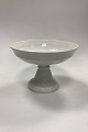 Danam Antik 
presents: 
Royal 
Copenhagen 
White Fan 
Footed Bowl No. 
11549