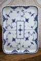 K&Co. presents: 
Rare Royal 
Copenhagen Blue 
Fluted Half 
Lace 
Tray.1/677. 
1.sort. from 
1898-1923...