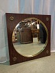 Antik Pjot 
præsenterer: 
Spejl
 Kr. 500,-