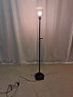 Antik Pjot præsenterer: Standerlampe Kr. 400,-