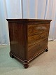 Antik Pjot præsenterer: Kommode Kr. 1200,-