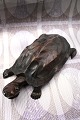 K&Co. presents: Old turtle carved in solid dark wood with a really nice patina. L: 30cm.