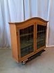 Antik Pjot præsenterer: Vitrineskab Kr. 800,-