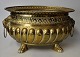 Pegasus – Kunst - Antik - Design presents: Danish flower pot cover in brass, 19th century.
