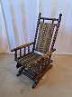 Antik Pjot præsenterer: Rokkestol Kr. 900,-