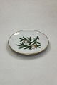 Danam Antik presents: Bing and Grondahl Christmas theme plate 2811/5709 - Angels on a pine branch