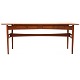 Aabenraa Antikvitetshandel presents: Danish modern cabinetmaker teak writing desk. H: 73cm. Top: 75x180cm