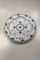 Royal Copenhagen Musselmalet Helblonde Rundt Fad No. 1040