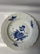 Antik Huset presents: Royal Copenhagen Blue Flower Curved, large dinner plate.Dec. No. 10/1621.